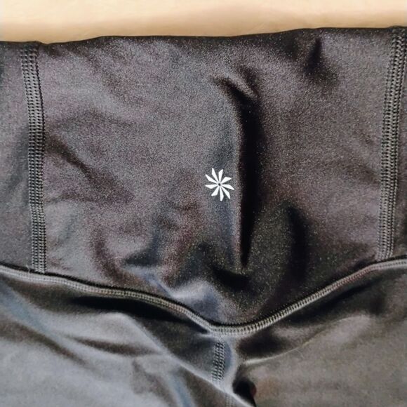 Athleta Elation Sheen Tight High Rise 7/8 Leggings XS Black Metallic Y3K Yoga - Picture 13 of 16